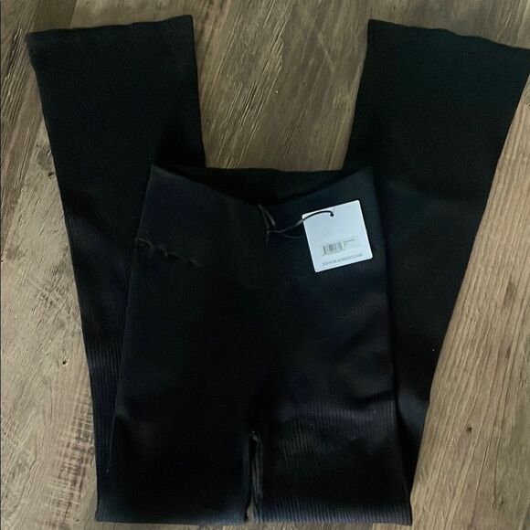 NWT Beach Riot Tory Ribbed Knit Flare Pant L - Picture 8 of 11